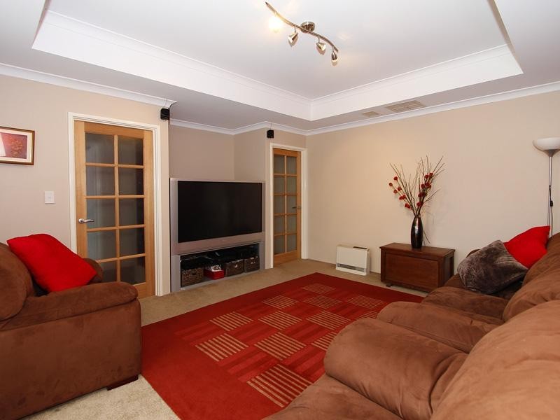 66 Silver Princess Way, Jane Brook WA 6056