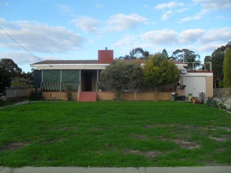 10 James St, Swan View WA 6056