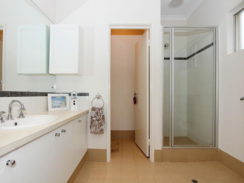 4 Harman Pl,  VALE-, Aveley WA 6069