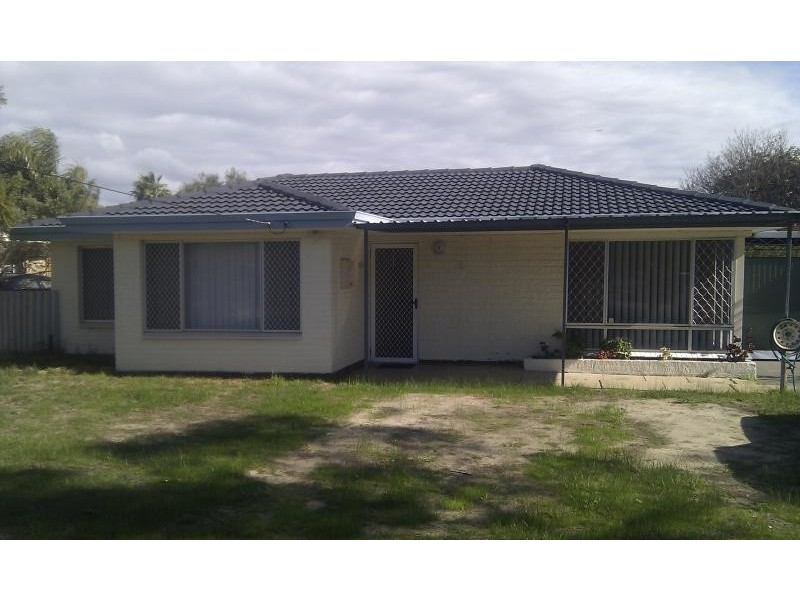 57 Beaconsfield Ave, Midvale WA 6056