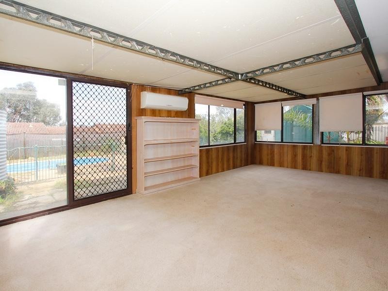 8 Gumnut Close, Swan View WA 6056