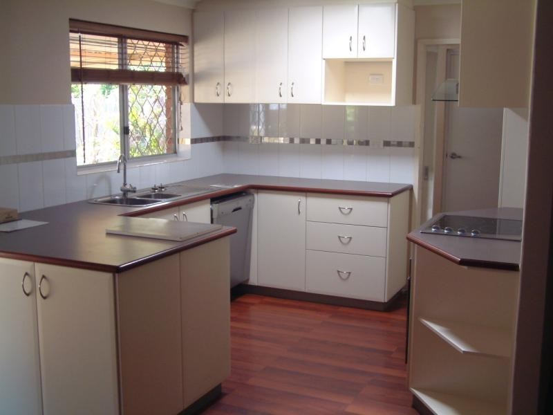 51 Blackadder Rd, Swan View WA 6056