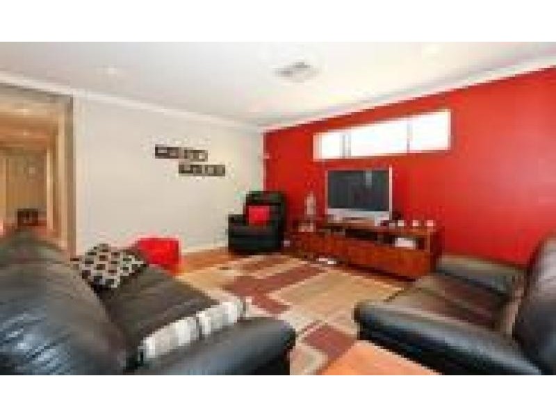 25 Aquarian Dr, Jane Brook WA 6056