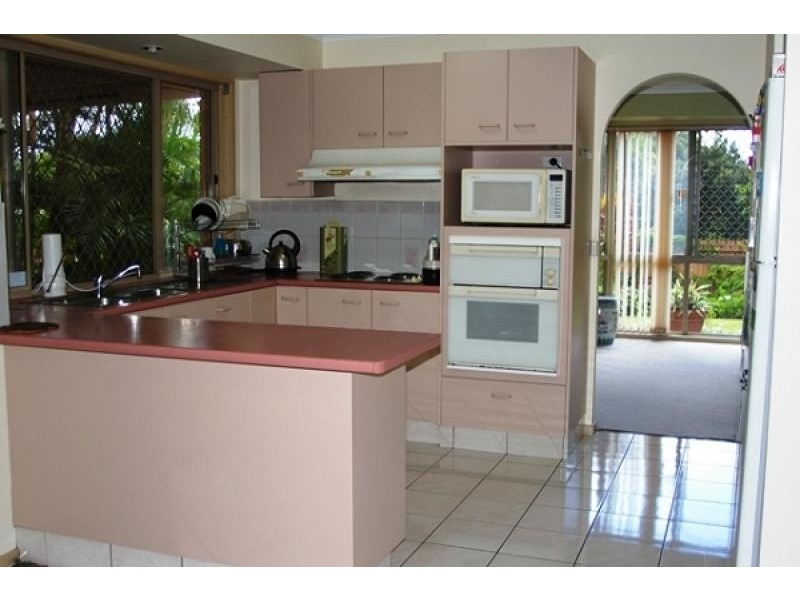 12 CLABON STREET, Hillcrest QLD 4118