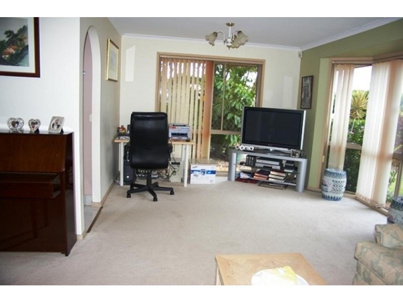 12 CLABON STREET, Hillcrest QLD 4118