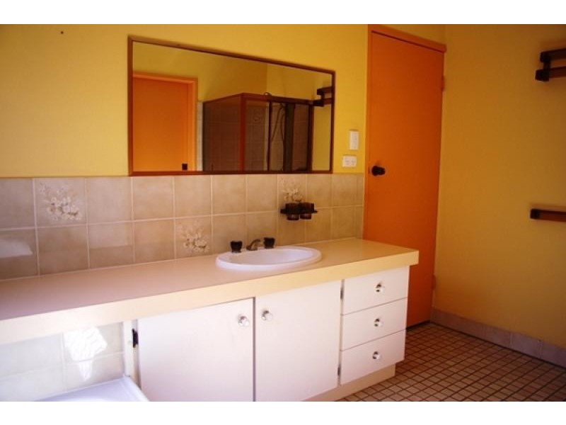 169 EMERALD DRIVE, Regents Park QLD 4118