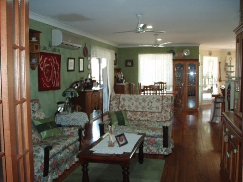 53 Sandaver Cr, Cedar Grove QLD 4285