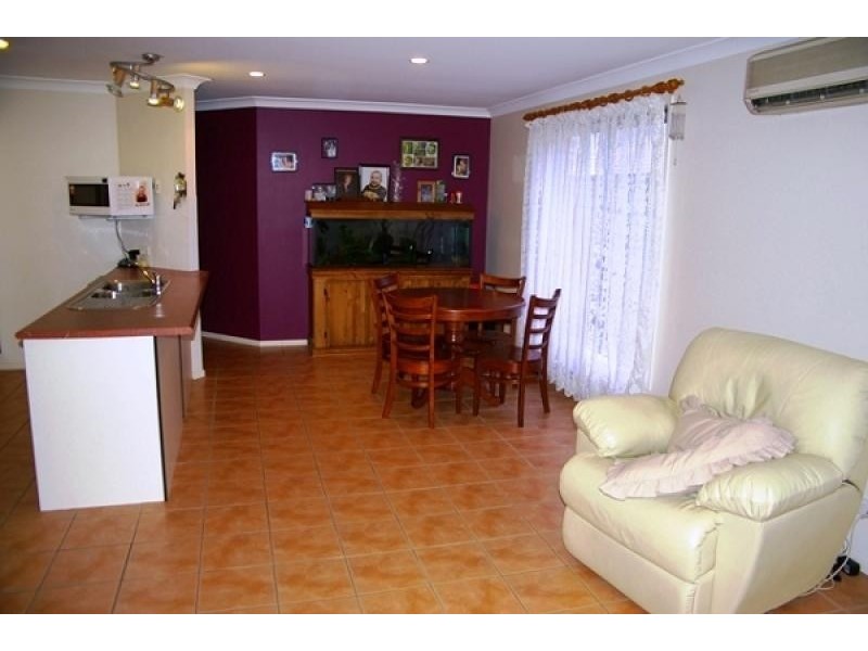 Crestmead QLD 4132