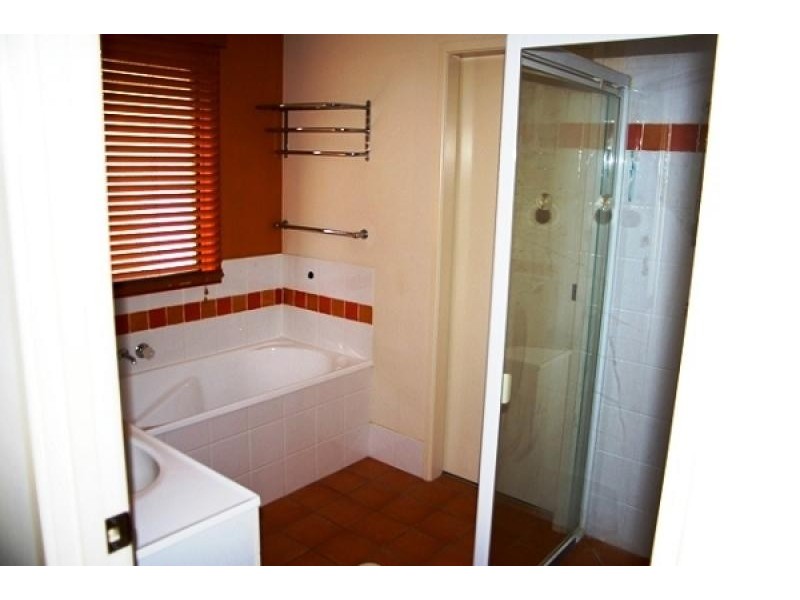 Crestmead QLD 4132