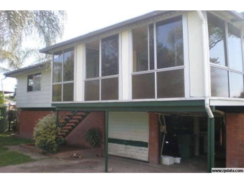 11 Tulong Street, Crestmead QLD 4132