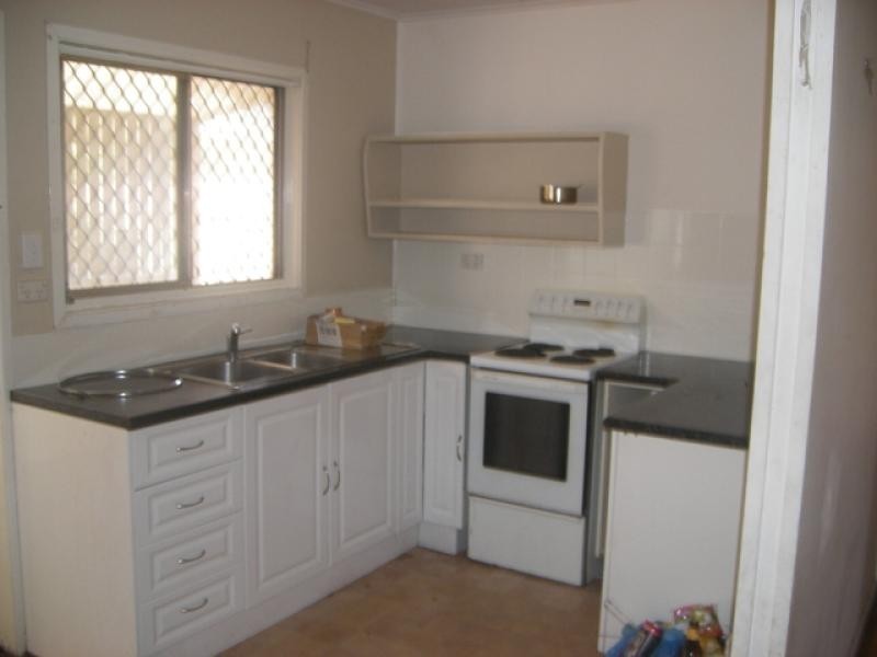 6 North Road, Woodridge QLD 4114