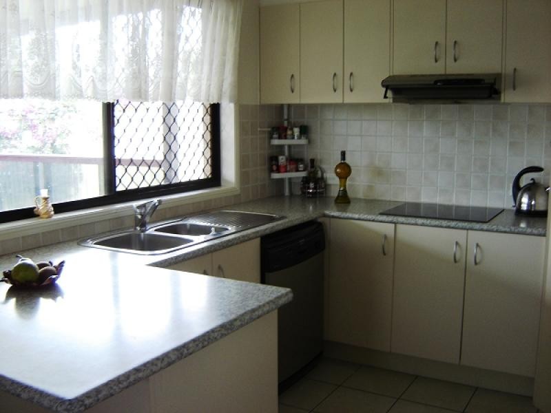 12 CORNELL CLOSE, Regents Park QLD 4118