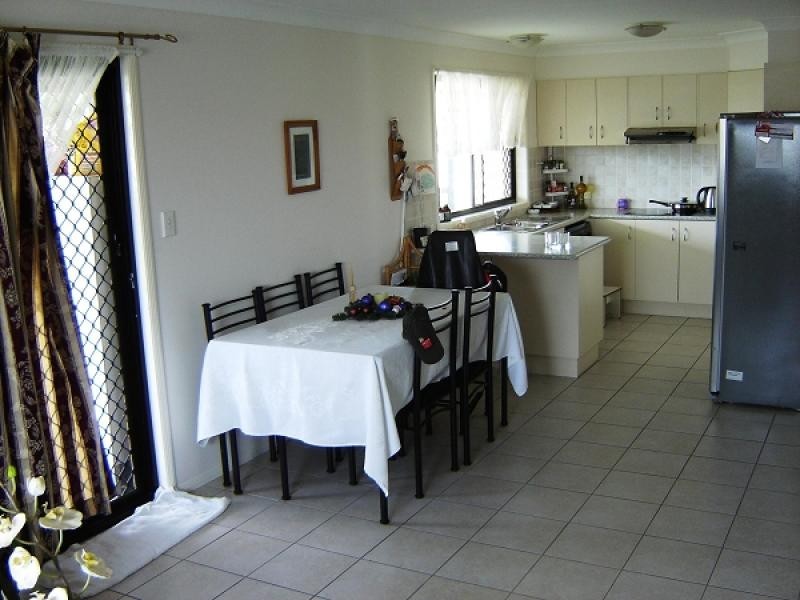 12 CORNELL CLOSE, Regents Park QLD 4118