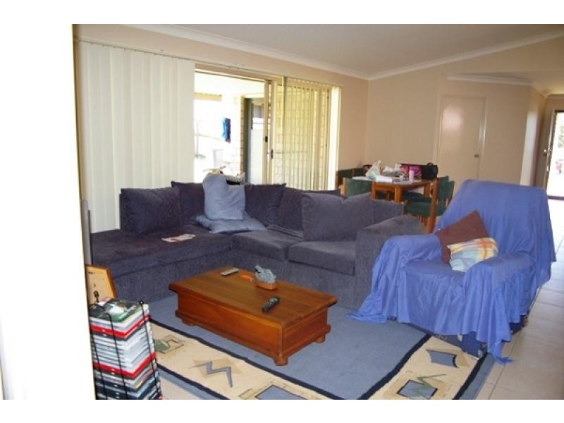 16 SELINA COURT, Marsden QLD 4132
