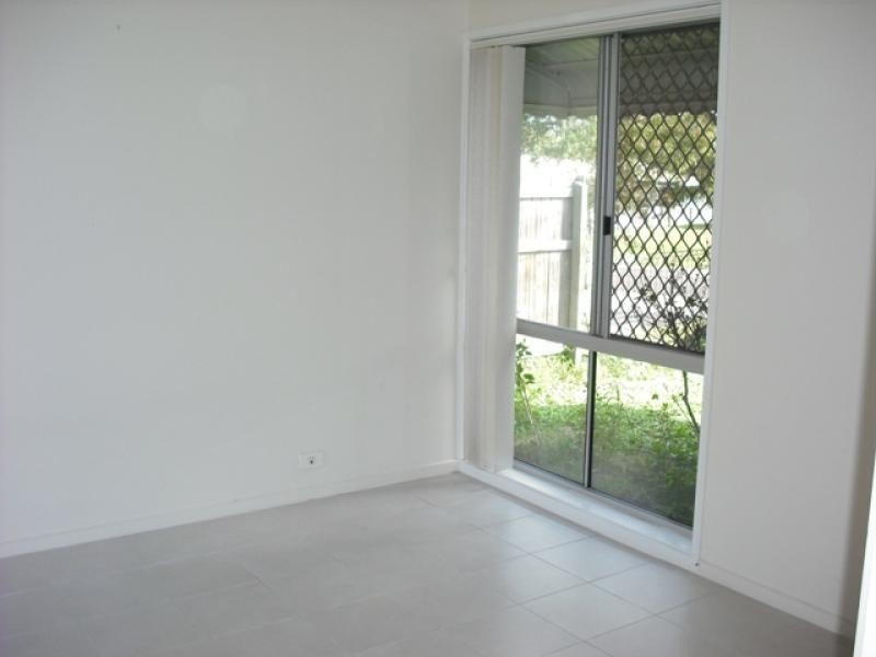 18 Halfmoon Street, Browns Plains QLD 4118