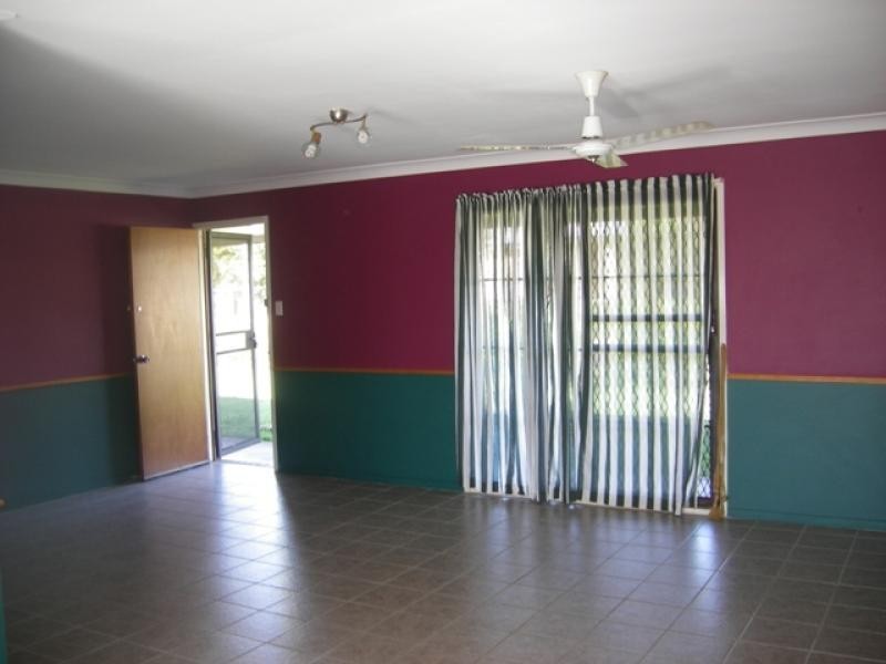 8 Devine Street, Marsden QLD 4132