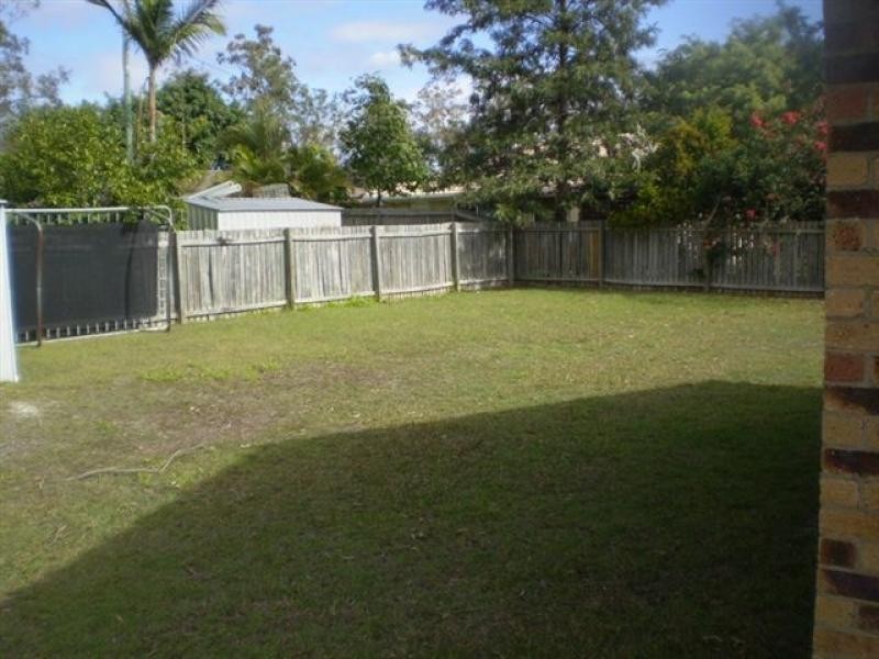 11 Avalon Court, Marsden QLD 4132