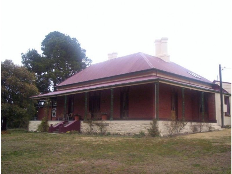 4 Chusan Street, Bombala NSW 2632