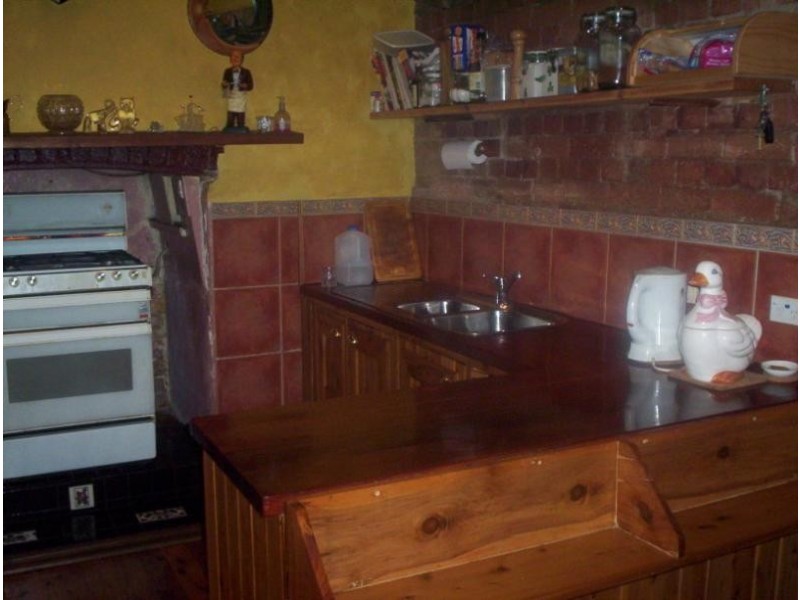 4 Chusan Street, Bombala NSW 2632