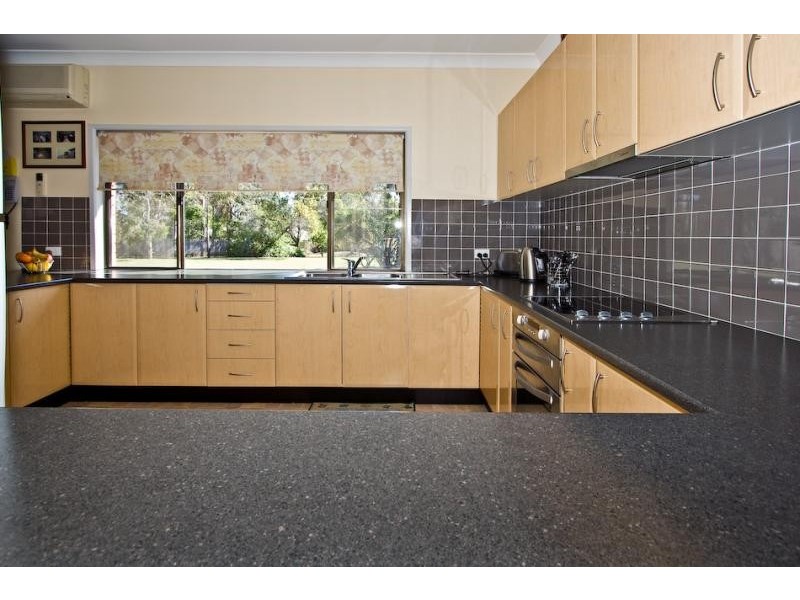 6 FALCON AVENUE, Thornlands QLD 4164