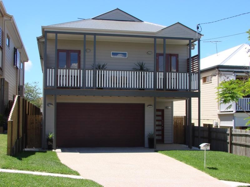 36 WYENA STREET, Camp Hill QLD 4152