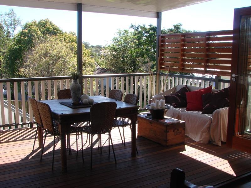 36 WYENA STREET, Camp Hill QLD 4152