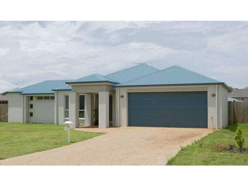 4 CASWELL CRESCENT, Redland Bay QLD 4165