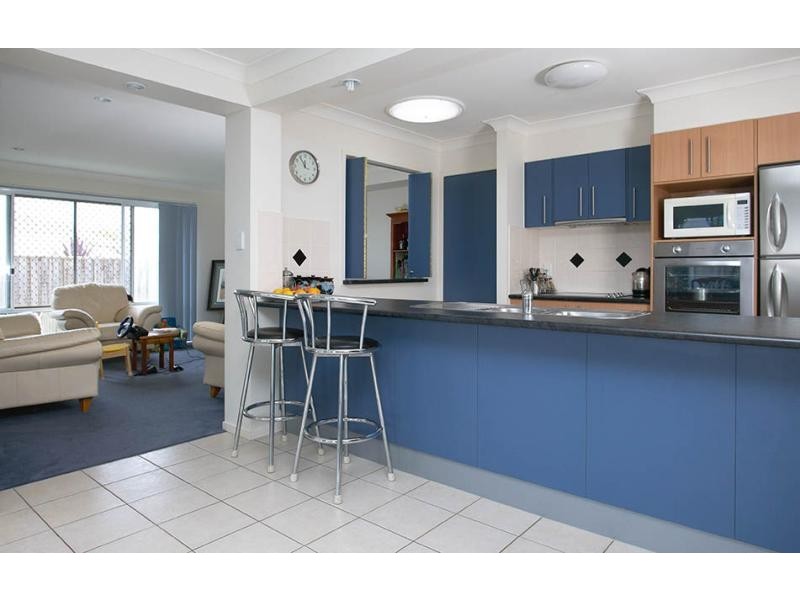 4 CASWELL CRESCENT, Redland Bay QLD 4165