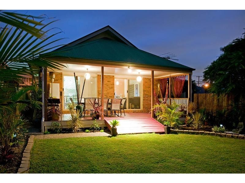 72 STANLEY ROAD, Camp Hill QLD 4152