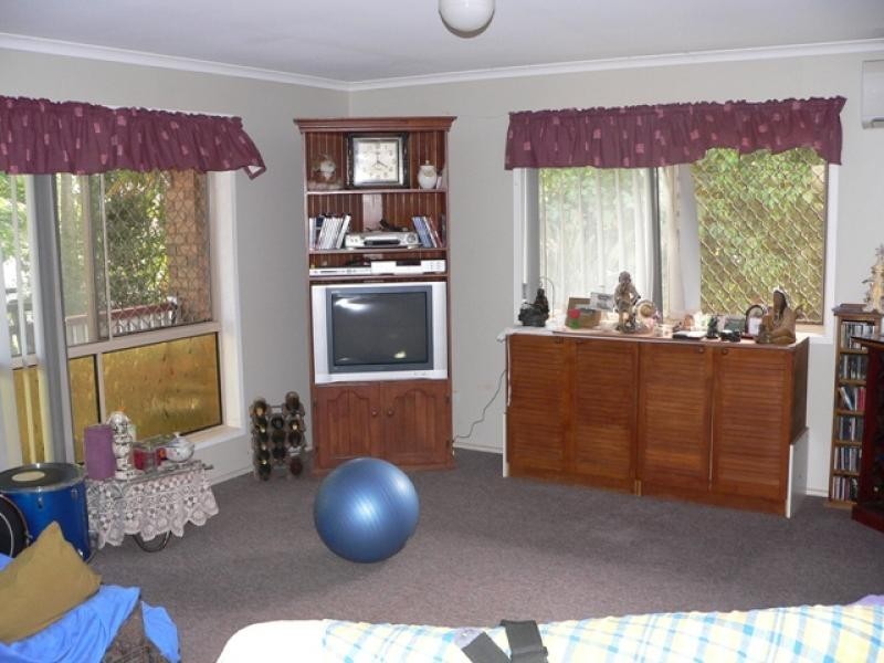 2 ZAMBELLI STREET, Victoria Point QLD 4165