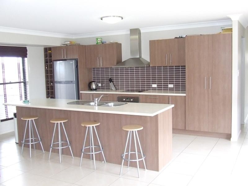 32 BEDARRA STREET, Redland Bay QLD 4165