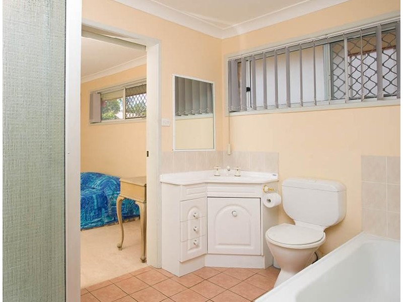 64 SUNSHINE DRIVE, Cleveland QLD 4163