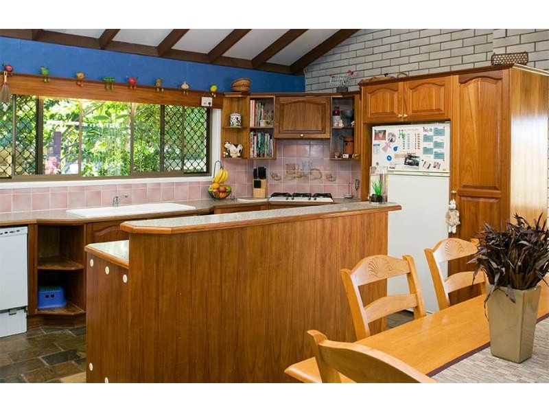 27 CABERNET CRESCENT, Thornlands QLD 4164