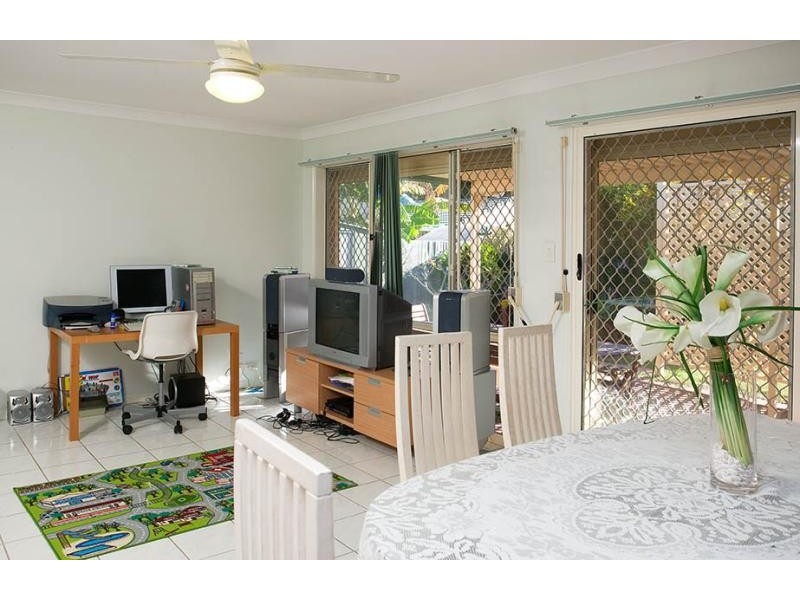 21 NEVILLE CLOSE, Redland Bay QLD 4165