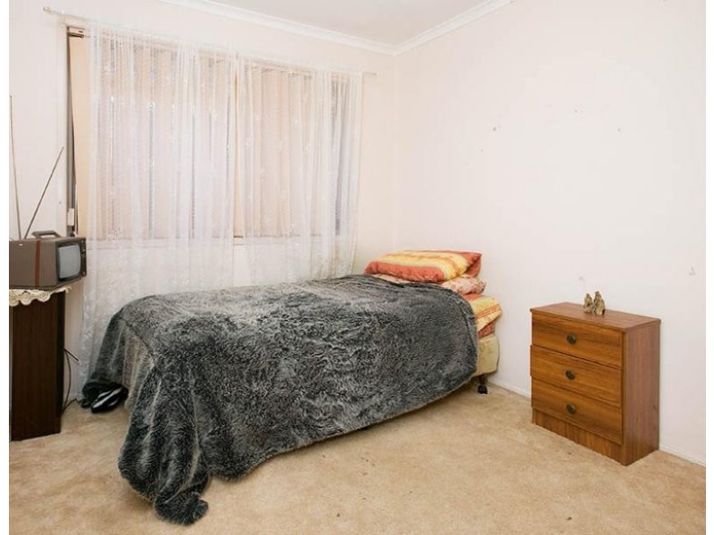 33 Shanahan Street, Redland Bay QLD 4165