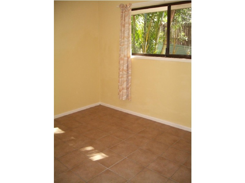 20 JANIA STREET, Redland Bay QLD 4165