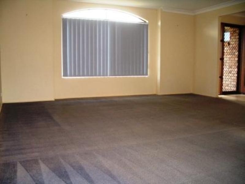 10 LANYARD PLACE, Redland Bay QLD 4165