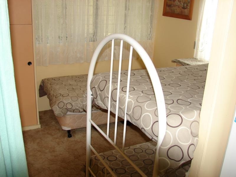 6 Miles Street, Amity Point QLD 4183