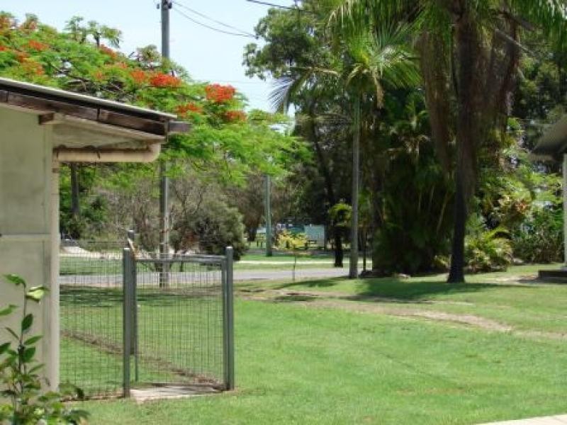 13 Claytons Road, Amity Point QLD 4183