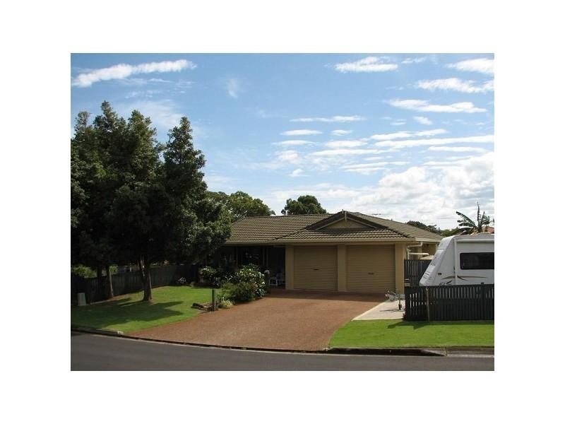 8 Marianne Street, Victoria Point QLD 4165