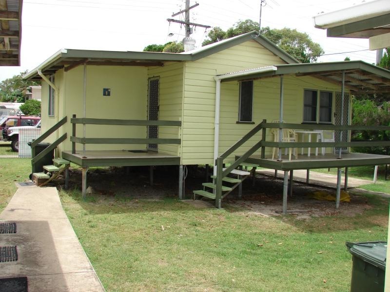 5 Ballow Street, Amity Point QLD 4183