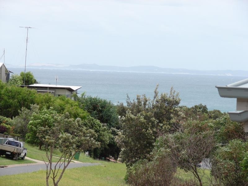 28 George Nothling Drive, Point Lookout QLD 4183