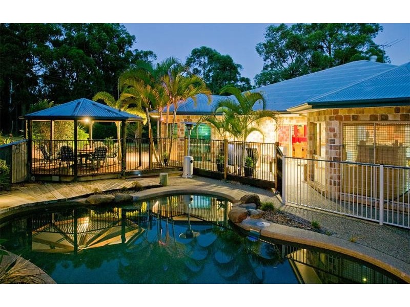 53 Winston Road, Sheldon QLD 4157