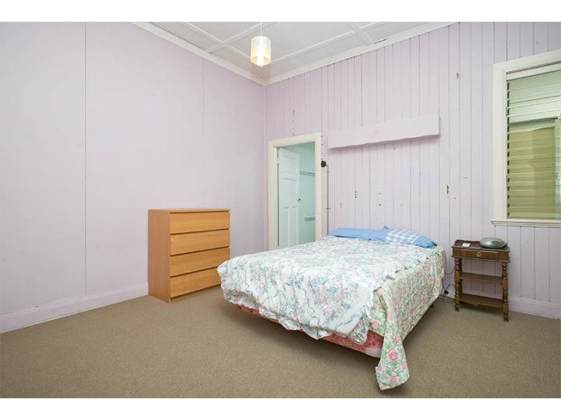 179 Virginia Avenue, Hawthorne QLD 4171