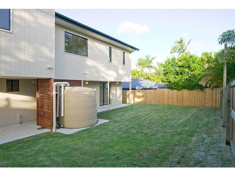 13 Torquay Road, Redland Bay QLD 4165