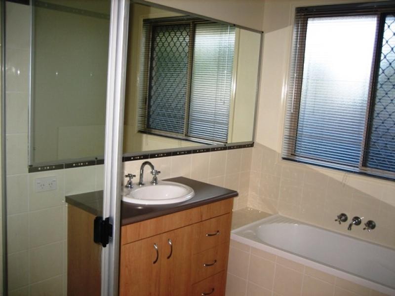 2 Primrose Dr, Thornlands QLD 4164