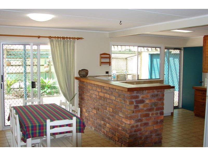 100 Sovereign Road, Amity Point QLD 4183