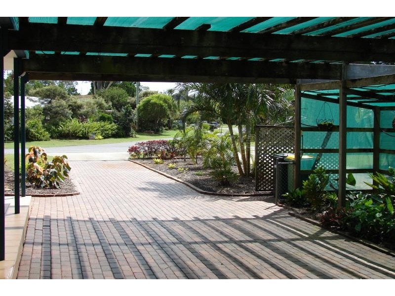 100 Sovereign Road, Amity Point QLD 4183