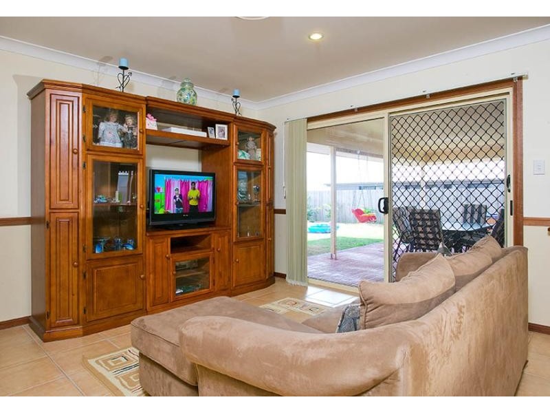 17 Waterville Drive, Thornlands QLD 4164