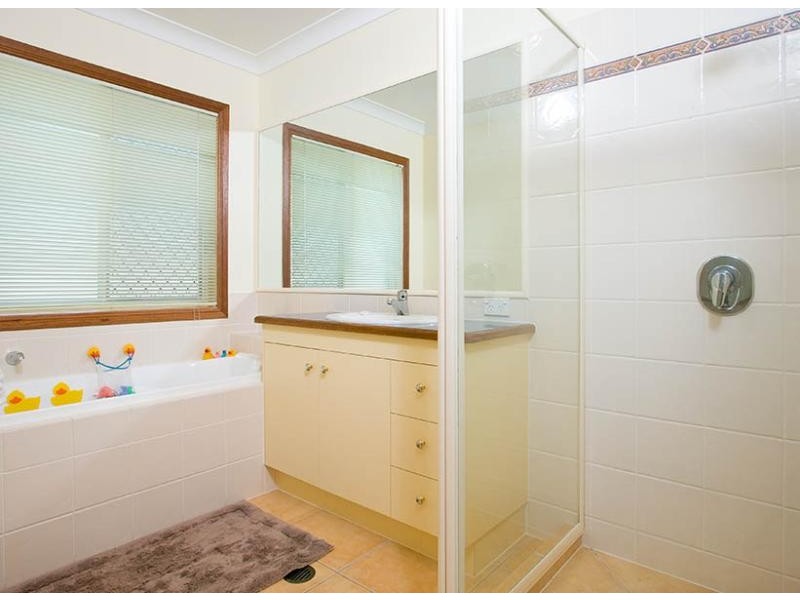 17 Waterville Drive, Thornlands QLD 4164